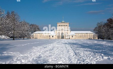 Air Forces Memorial Runnymede Süd Fassade im Schnee Stockfoto