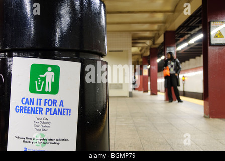 New York City U-Bahn Metro, Recycling Plakat Stockfoto