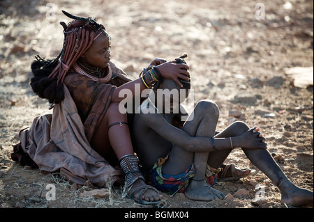 Himbas in North West Namibia Stockfoto