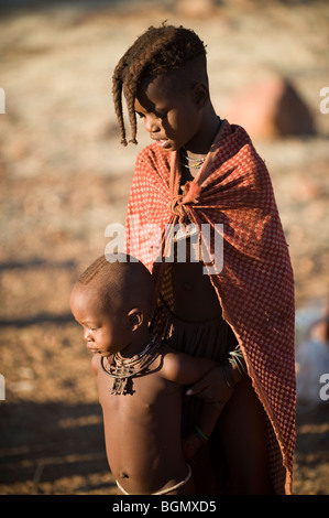 Himbas in North West Namibia Stockfoto