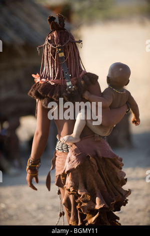 Himbas in North West Namibia Stockfoto