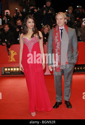 AISHWARYA RAI & HARALD ZWART DER ROSAROTE PANTHER 2 PREMIERE BERLIN FILM FESTIVAL 2009 BERLINALE PALAST POTSDAMER PLATZ, BERLIN Stockfoto