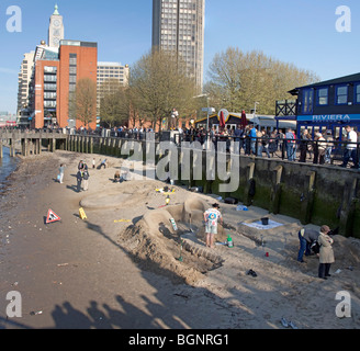Sandburgen - Südufer - London Stockfoto