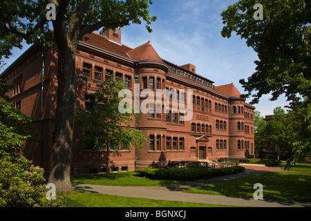 SEVER HALL wurde im Jahre 1880 fertiggestellt und ist ein National Historic Landmark an HARVARD UNIVERSITY - CAMBRIDGE, MASSACHUSETTS Stockfoto