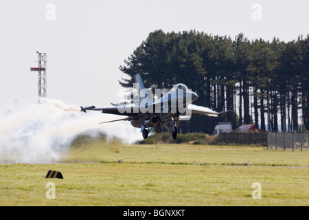 Belgische Luftwaffe f-16 bei RAF Leuchars Airshow 2009, Fife, Schottland Stockfoto