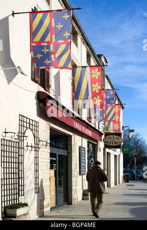 Weinhändler, Nuits Saint Georges, Frankreich Stockfoto