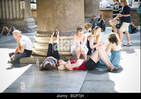 Touristen im Sommer Stockfoto