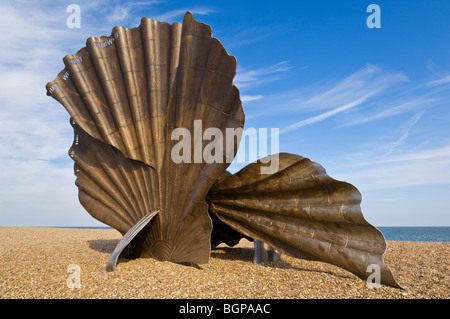 Die Jakobsmuscheln in Henne Strand Jakobsmuschel stahl Skulptur des Künstlers Maggi Hambling Henne Strand Suffolk East Anglia England UK GB Europa Stockfoto