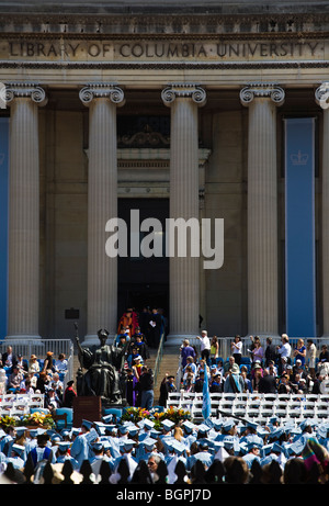 Die Abschlussfeier der Klasse von 2009 findet statt vor KINGS COLLEGE an der COLUMBIA UNIVERSITY - NEW YORK, NEW YORK Stockfoto