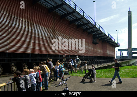 Die schiefe Ebene von Ronquières ist eine belgische Kanal schiefe Ebene auf der Brüssel-Charleroi Canal, Belgien Stockfoto