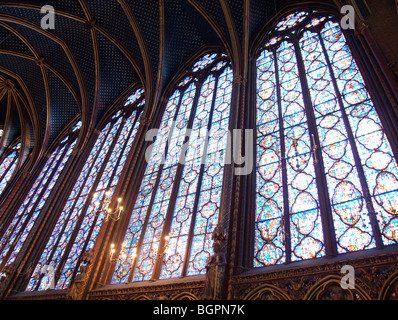 Glasmalereien aus dem 15. Jahrhundert. La Saint-Chapelle (Heilige Kapelle). Paris. Frankreich Stockfoto