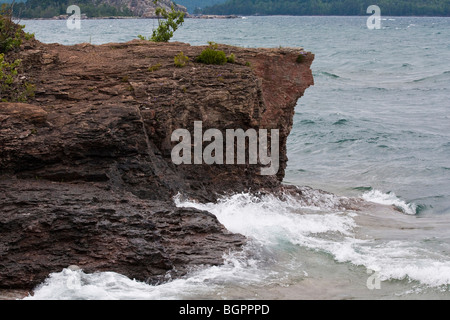 Presque Isle Park Marquette am Lake Superior MI Michigan in den USA Great Lakes schöne Wasserlandschaft Erosion Küste niemand horizontal hochauflösende Stockfoto