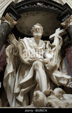 Statue des St. Philip in der Basilika St. Johannes im Lateran, Rom Stockfoto