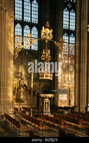 Die Schriftart in dem Hauptschiff der Kathedrale von Canterbury Stockfoto