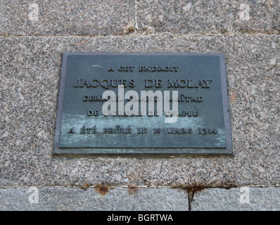 Gedenktafel an der Stelle, wo Jacques de Molay verbrannt wurde. Park des Vert Galant. Paris. Frankreich Stockfoto