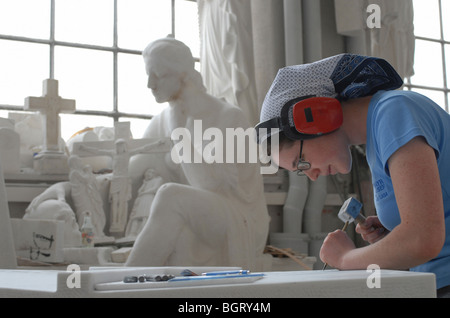 Bildhauerwerkstatt in Lasa, Italien Stockfoto