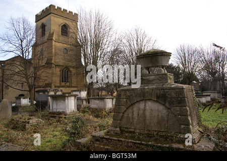 Georgische Grab und Kirche, St. Marien Kirchhof, Walthamstow, London, England Stockfoto