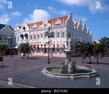 Plaza Daniel Leo zeigt im holländischen Stil Gebäude, Oranjestad, Aruba, Karibik Stockfoto