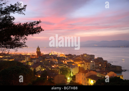 DORF VON SAINT-TROPEZ, CÔTE D ' AZUR Stockfoto