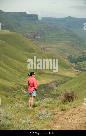 Der Sani Pass, die aus Südafrika, Lesotho, durch die Drakensburg Berge geht. Südafrika - Lesotho Stockfoto