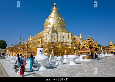 Shwezigon Pagode. Nyaung u Bagan. Myanmar Stockfoto