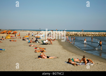 Der Strand von Saintes Maries De La Mer, Provence, Frankreich. Stockfoto