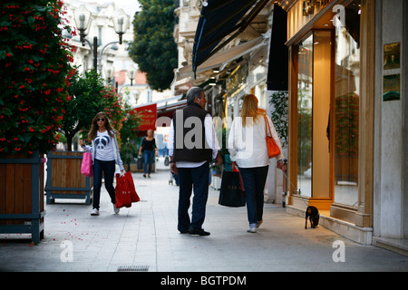 Boulevard des Moulins, die wichtigste Einkaufsstraße in Monte Carlo, Monaco. Stockfoto