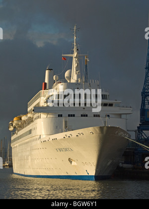 Kreuzfahrtschiff Boudicca an der City Cruise Terminal Southampton UK festgemacht Stockfoto