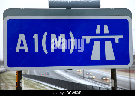 Blaue Autobahn Zeichen A1M Cambridgeshire Stockfoto