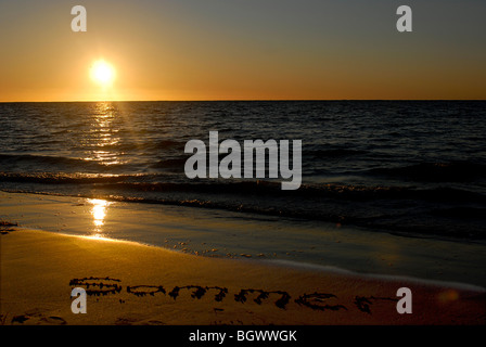 Sommer in den Sand geschrieben Stockfoto