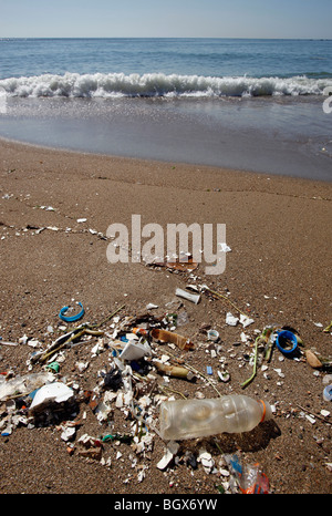 Plastikmüll übersäten Strand, Santo Domingo, Dominikanische Republik Stockfoto