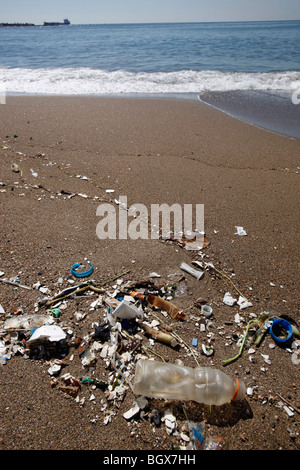 Plastikmüll übersäten Strand, Santo Domingo, Dominikanische Republik Stockfoto