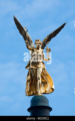 Goldenen Engel des Friedens Stockfoto
