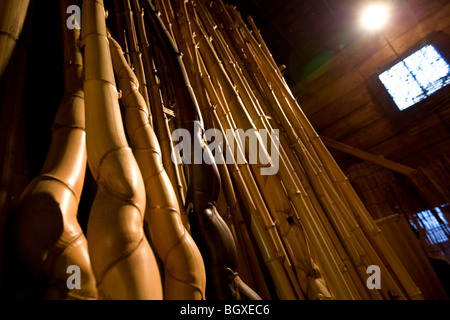 Junji Kagata, Takehei Bambus, im Lager, wo das Unternehmen seine Sammlung von Bambus, Kyoto, Japan speichert. Stockfoto