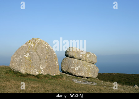 Zwei große Findlinge auf den Great Orme Nord-Wales Stockfoto