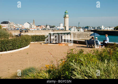 mit Stadtblick Stockfoto