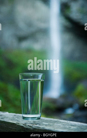 Glas Wasser Stockfoto