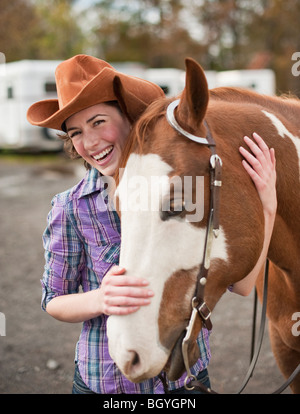 Frau mit Pferd Stockfoto