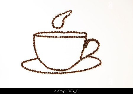 Kaffeebohnen in Becherform Stockfoto