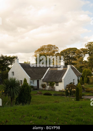 Strohgedeckte Hütten Swanston Village ein kleines Dorf in einer Falte am Hang der Pentland Hills in der Nähe von EDINBURGH Scotlan Stockfoto