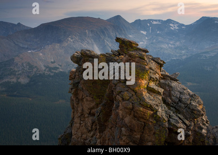 Stein schneiden Sie entlang der Trail Ridge Road, Rocky Mountain National Park, Colorado. Stockfoto