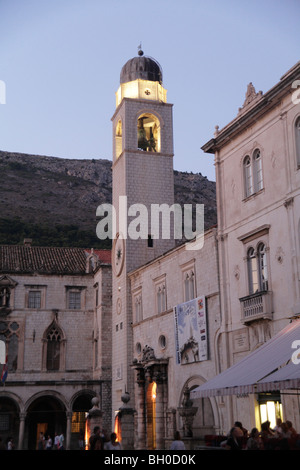 Clocktower auf Placa Stradun Haupt Straße Altstadt Dubrovnik Kroatien Stockfoto