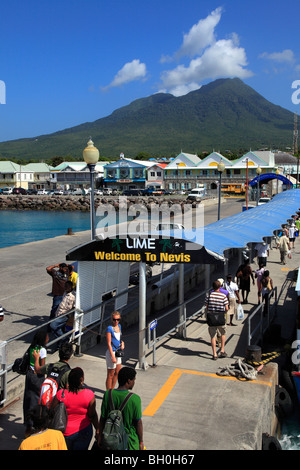 Charlestown Waterfront auf Nevis. Karibik Stockfoto