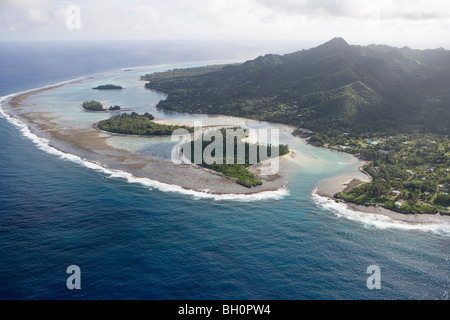 Luftaufnahme des Motu Inselchen im Muri Lagoon, Rarotonga, Cook-Inseln, Südpazifik, Ozeanien Stockfoto