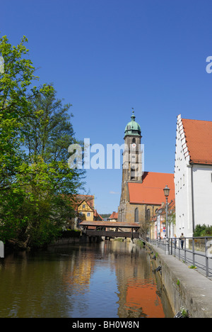Kirche St. Martin neben Fluss Vils, Amberg, Oberpfalz, Bayern, Deutschland Stockfoto