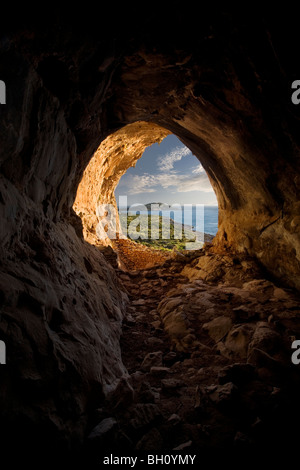 Anzeigen von in einer Höhle zwischen Trahila und Agios Dimitrios auf dem südlichen Peloponnes Griechenland Stockfoto