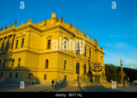 Rudolfinum Konzerthalle Herbst Prag Tschechische Republik Europa Stockfoto