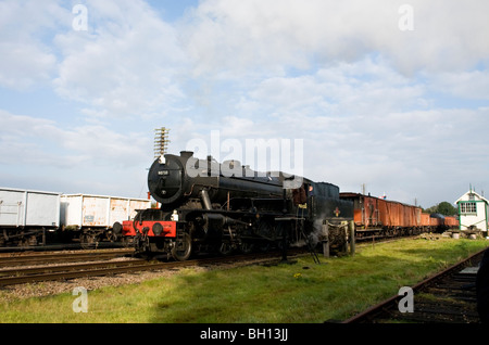 class9 wd, Krieg-Abteilung Sparmaßnahmen Dampf Lok 90733 vorbei Quorn und Woodhouse, great central Railway leicestershire Stockfoto