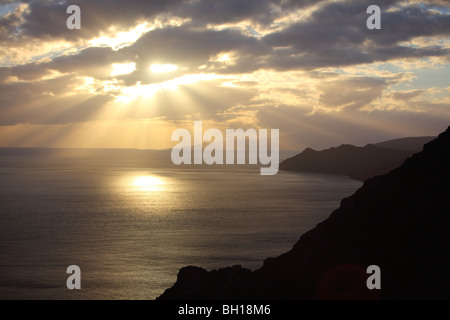 Fuerteventura, Kanarische Insel, Inseln, Spanien, Süd-Ost, Sonne Wolken und Berge von La Entallada aus gesehen Stockfoto