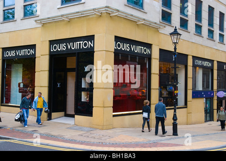 Louis Vuitton Shop außen Birmingham England UK Europe Stockfoto